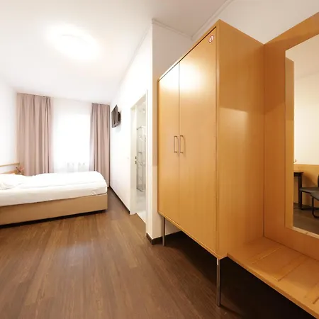 מלון Garconete 3*